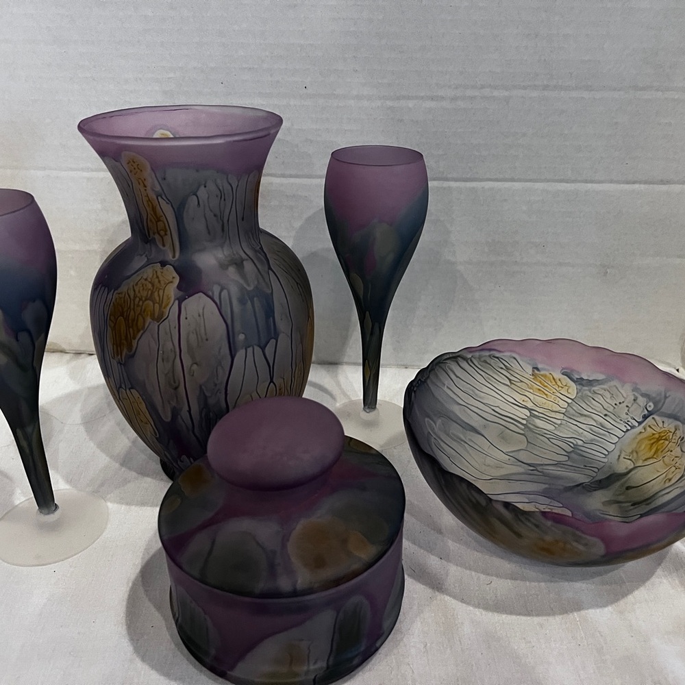 Elegant Purple and Gold Glassware Set